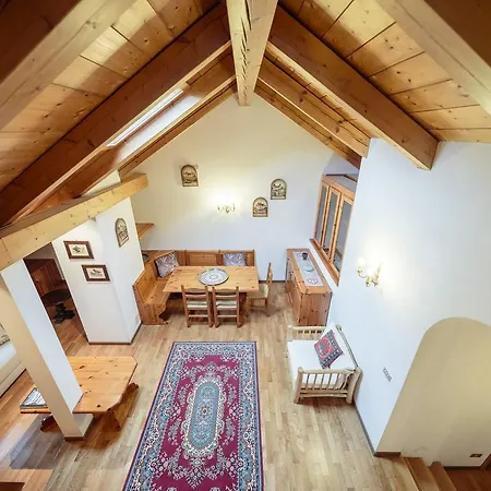 Apartman Bucaneve - Stayincortina